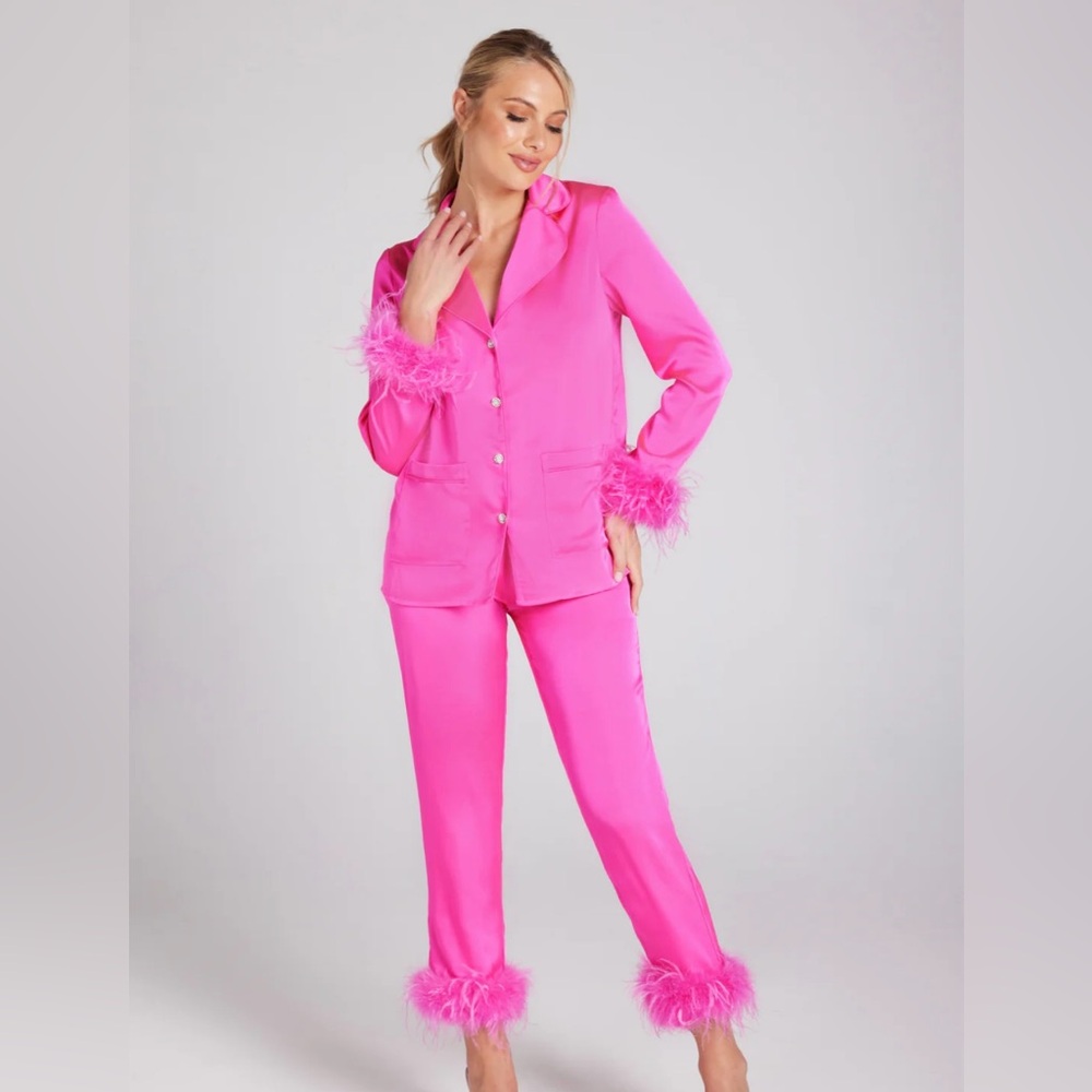 New in box Nadine Merabi feather pajamas S